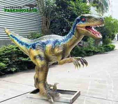 Animatronički kip dinosaura Velociraptor